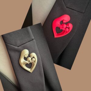 Brosa magnetica Mama cu 3 copii